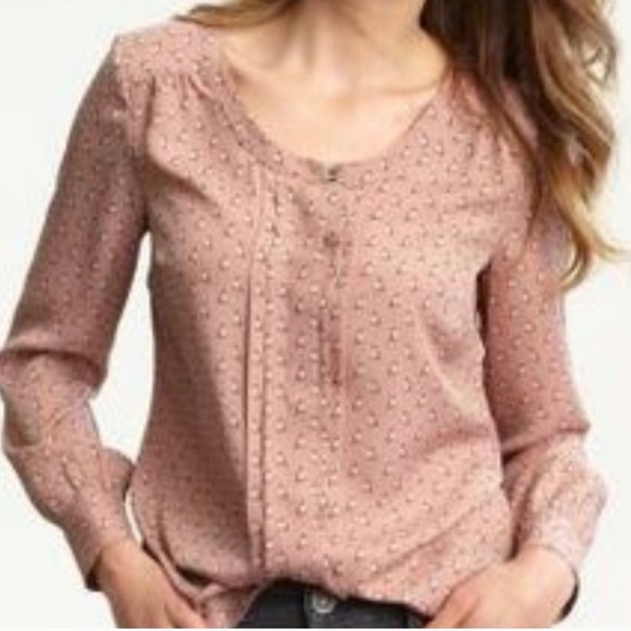 Banana Republic Tops - 🌈2 for $15🌈 Banana Republic blush pink blouse